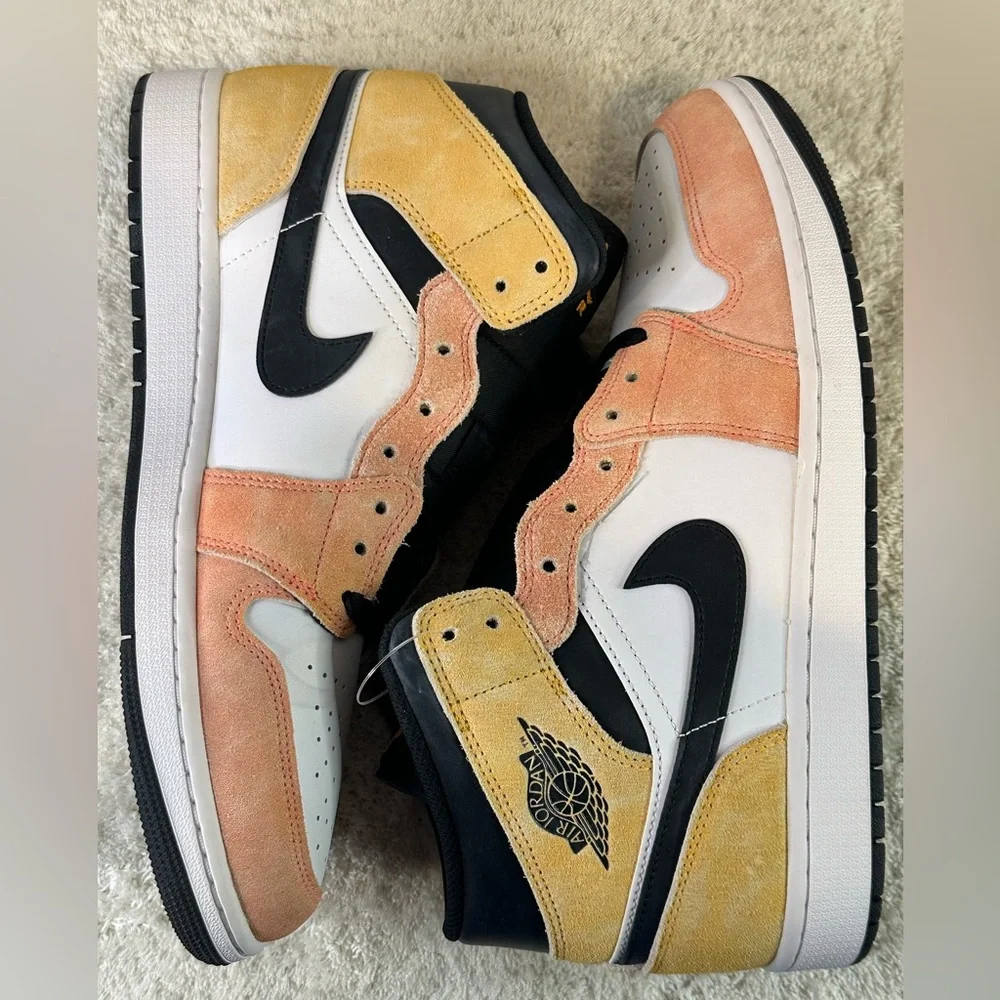 Air Jordan 1 Mid SE